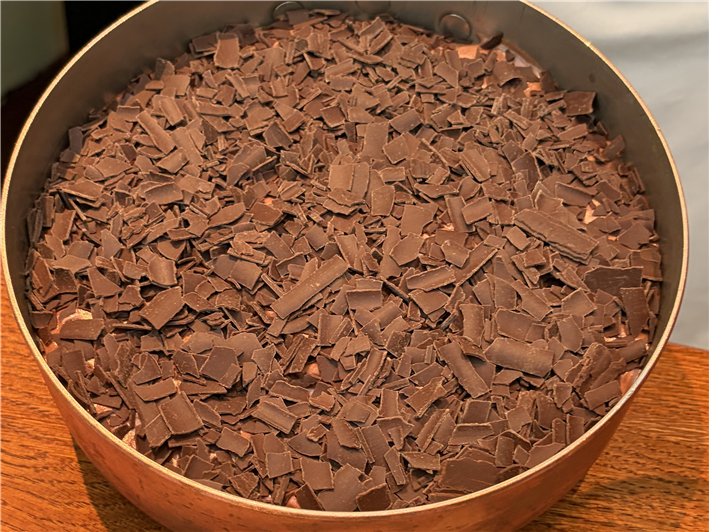 chocolate mousse presented